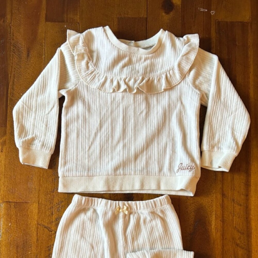 infant/toddler Juicy Couture cream velour sweat suit, 18 months